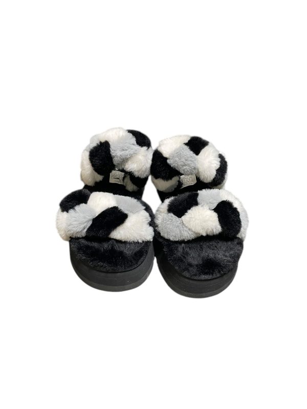 Slippers By Koolaburra By Ugg In Black Online Sale