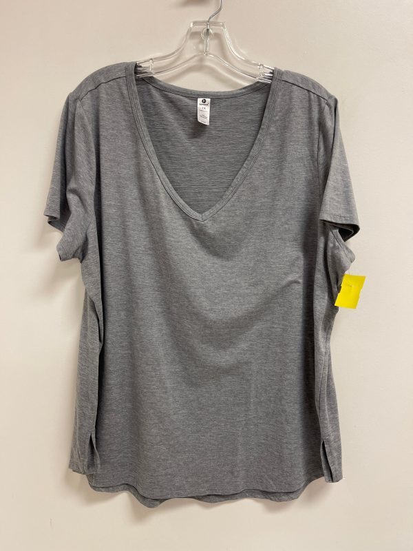 Athletic Top Short Sleeve By 90 Degrees By Reflex In Grey, Size: 1x Online now