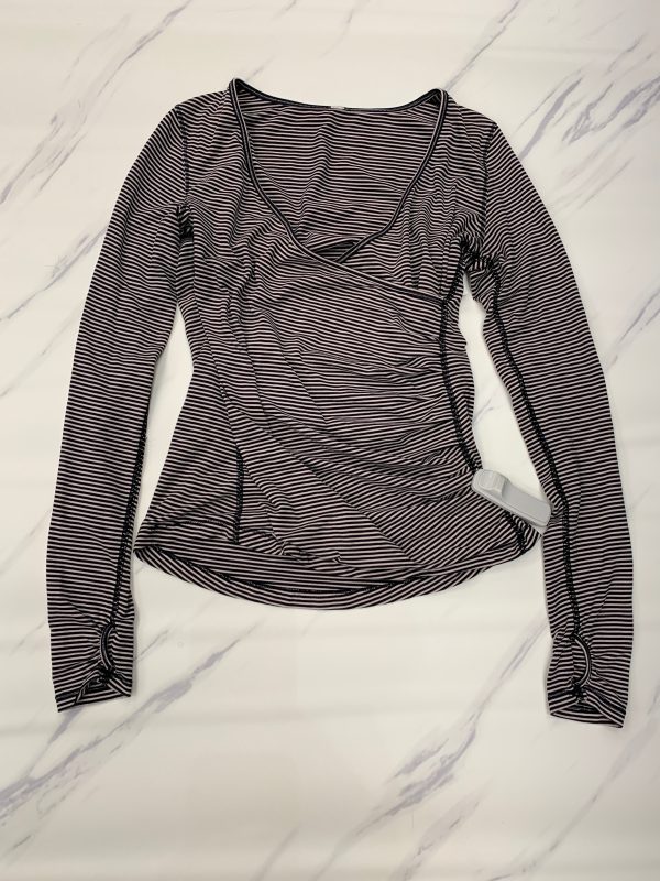 Athletic Top Long Sleeve Crewneck By Lululemon, Size: 6 Sale