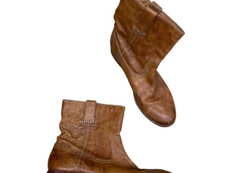 Boots Designer By Frye In Brown, Size: 10 For Discount