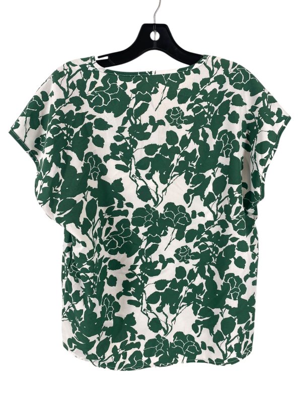 Blouse Short Sleeve By Clothes Mentor In Green, Size: M on Sale